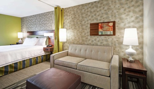 Studio Suite, 1 King Bed with Sofa bed, Non Smoking
