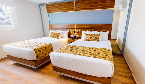 Standard Room, 2 Double Beds, Non Smoking