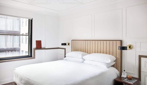 Superior Room, 1 King Bed, Mobility Accessible (4)