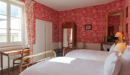 Twin Room (Charme)
