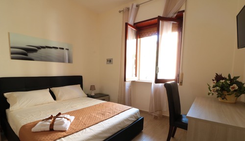 Deluxe Quadruple Room, Private Bathroom