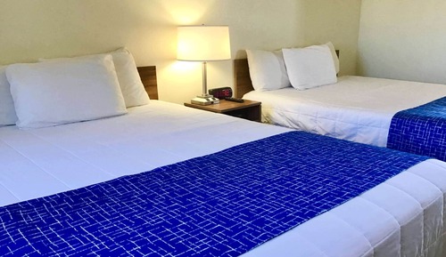 Suite, 2 Queen Beds, Non Smoking (1 Room)