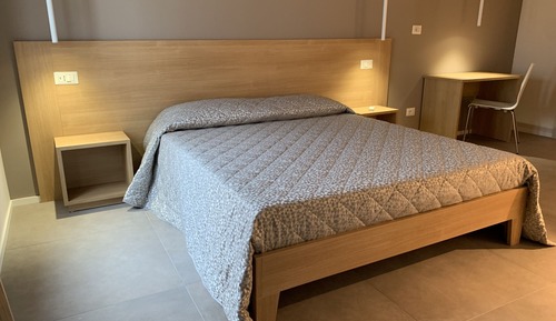 Superior Double Room, Private Bathroom (Camera 5)