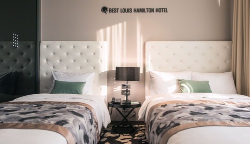 Deluxe Twin Room (Double + Single)