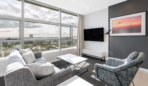 1 Bedroom Suite