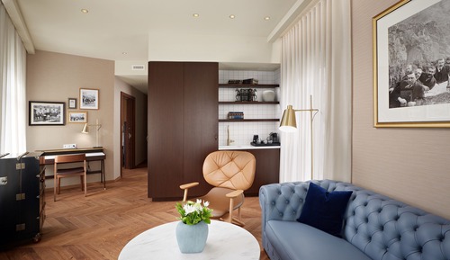 Konsulat Suite