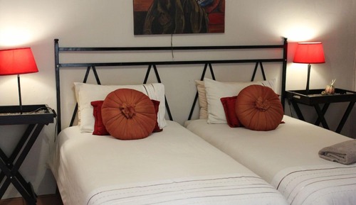 Deluxe Twin Rooms (2)