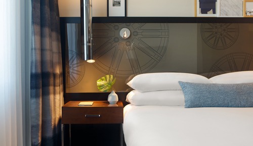 Suite, 1 King Bed (Conference)