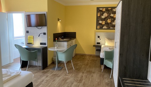 Comfort Triple Room, Kitchen