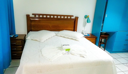 Economy Room, 1 King Bed