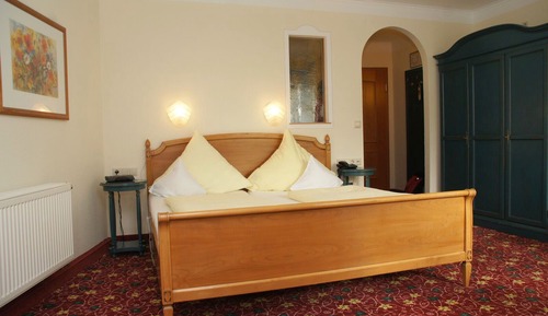 Basic Double Room
