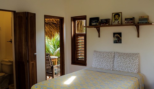 Double Room, 1 Queen Bed