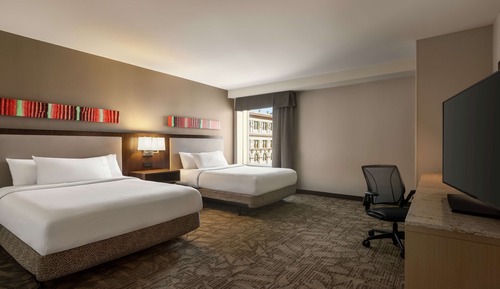 Room, 2 Queen Beds, Accessible (Mobility & Hearing, Roll-in Shower)