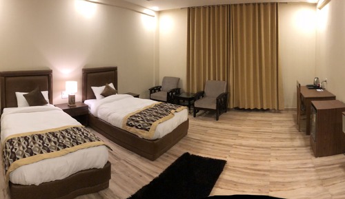 Business Double Room Single Use, 2 Twin Beds, Balcony, Garden View
