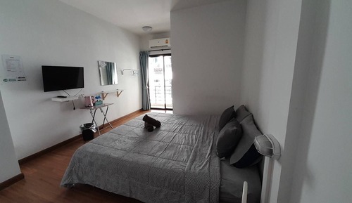 Comfort Studio, 1 King Bed