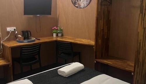 Queen Room