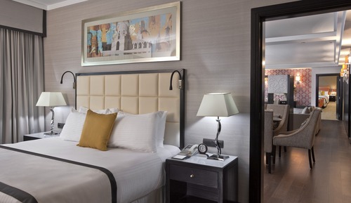 Suite (Diplomat)