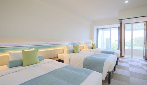 Triple Room, Multiple Beds, Partial Ocean View