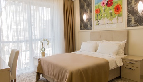 City Double Room, 1 Double Bed, Accessible, City View