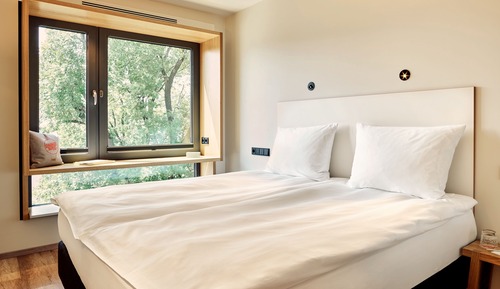 Room, Courtyard View