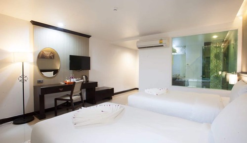 Superior Twin Room with Shower