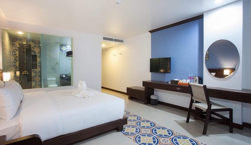 Superior Double Room with Shower