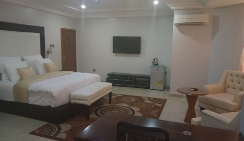 Executive Suite