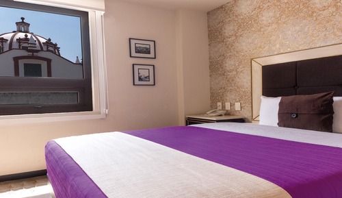 Double Room, 1 Queen Bed