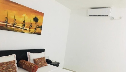 Family Room, Private Bathroom, Corner