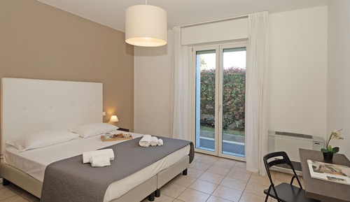 Classic Apartment, 1 Bedroom, Lake View