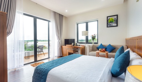 Deluxe Double Room, River View