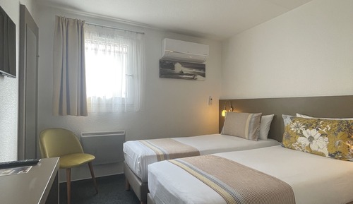 Comfort Twin Room