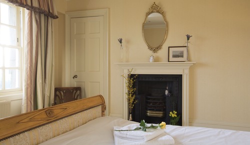 Deluxe Double Room, Garden View
