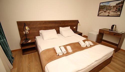 Deluxe Room, 1 Queen Bed