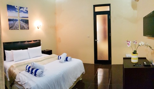 Deluxe Villa, 1 Queen Bed with Sofa bed, Pool View, Poolside