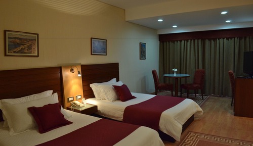Superior Room, 1 Bedroom, Pool View