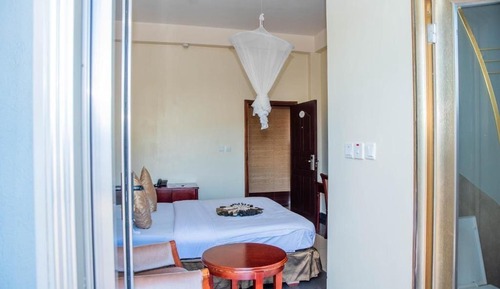 Classic Double Room, 1 Bedroom, Accessible, Pool View
