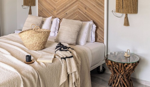 Duplex, Jetted Tub
