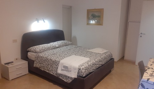 Family Triple Room, Private Bathroom (Angela)