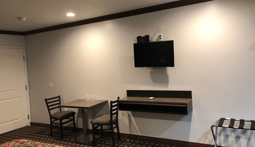 Deluxe Suite, 1 King Bed