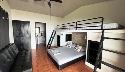 Quadruple Room, 1 Bedroom, Ocean View, Oceanfront