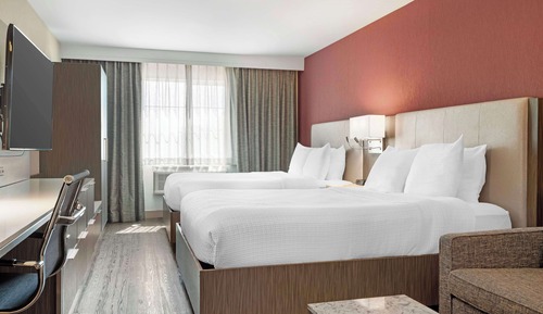Suite, 2 Queen Beds, Accessible, Non Smoking (Walk-in Shower;with Sofabed)