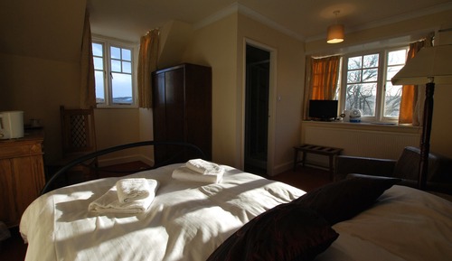 Double Room (Room9)