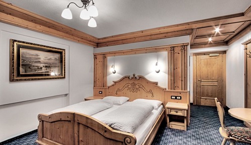 Double Room, Non Smoking, Mountainside