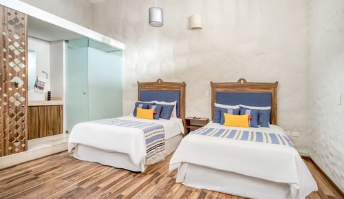 Luxury Double Room, 2 Double Beds, 2 Bathrooms