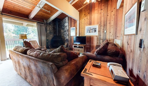 Condo, 2 Bedrooms