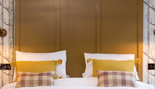Superior Suite, Ensuite (and Shower )