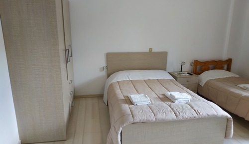 Triple Room, Partial Sea View