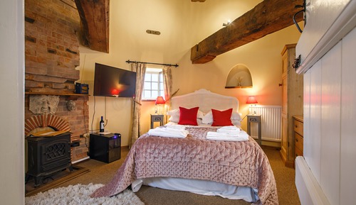 Luxury Double Room, Ensuite (Stone Room)
