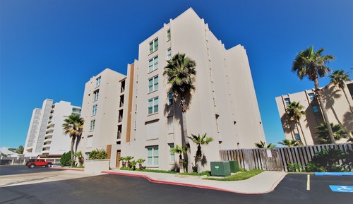 Condo, 2 Bedrooms